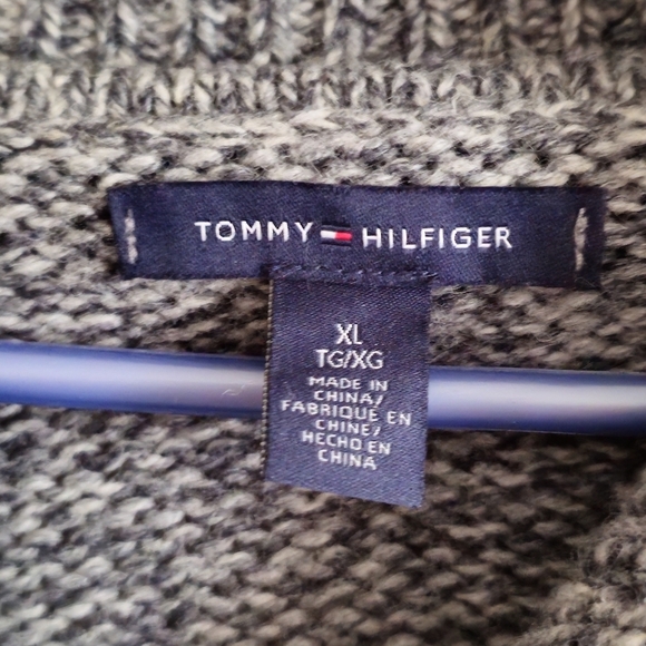 Tommy Hilfiger Gray Button-Up Long Cardigan Sweater Size XL - Picture 2 of 7